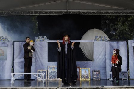 Прем’єра вистави за участі закарпатської "Бавки" стала родзинкою фестивалю "VIRVAR" у Словаччині Прем’єра вистави за участі закарпатської "Бавки" стала родзинкою фестивалю "VIRVAR" у Словаччині