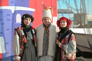 Закарпатські лялькарі підготували для маленьких глядачів зустріч з новорічно-різдвяним дивом Закарпатські лялькарі підготували для маленьких глядачів зустріч з новорічно-різдвяним дивом