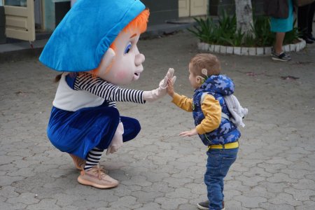 Стережися червоного півня!": закарпатські лялькарі показали прем'єру вистави про пожежну безпеку Стережися червоного півня!": закарпатські лялькарі показали прем'єру вистави про пожежну безпеку